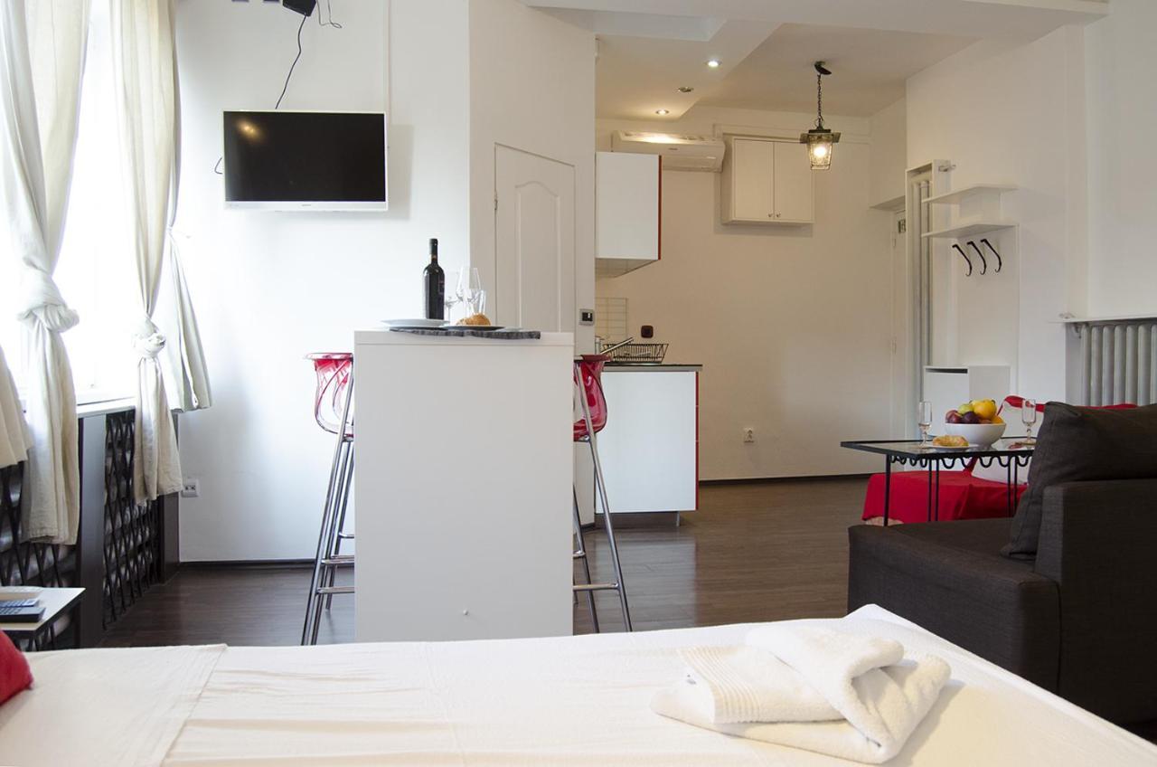 Studio Apartment With A View Of Ban Jelacic Square Zagreb Exterior photo